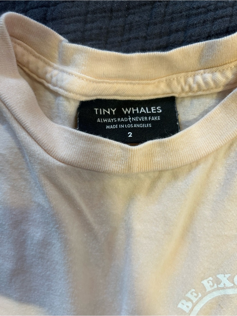 Tiny Whales Peach Graphic Tee Size 2T GUC Yin Yang “Be Excellent to Each Other” - Picture 3 of 3